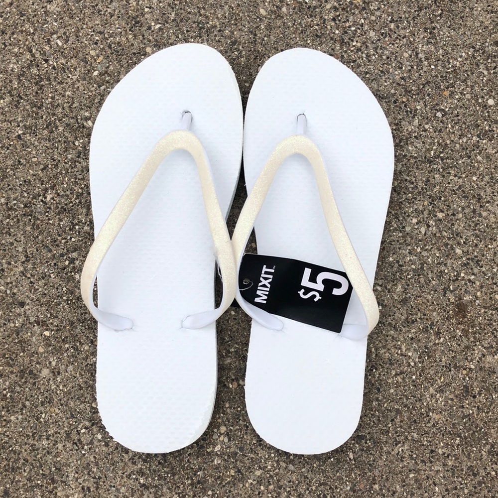 MIXIT Women White Glitter Strap Sandals